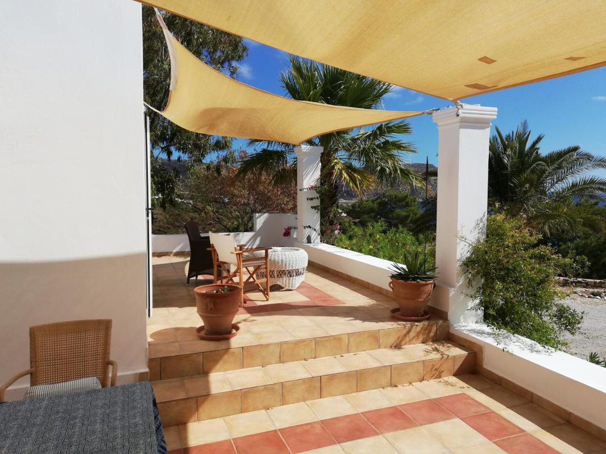 Tranquil Villa With Sea View In Ammopi Karpathos أموبي المظهر الخارجي الصورة