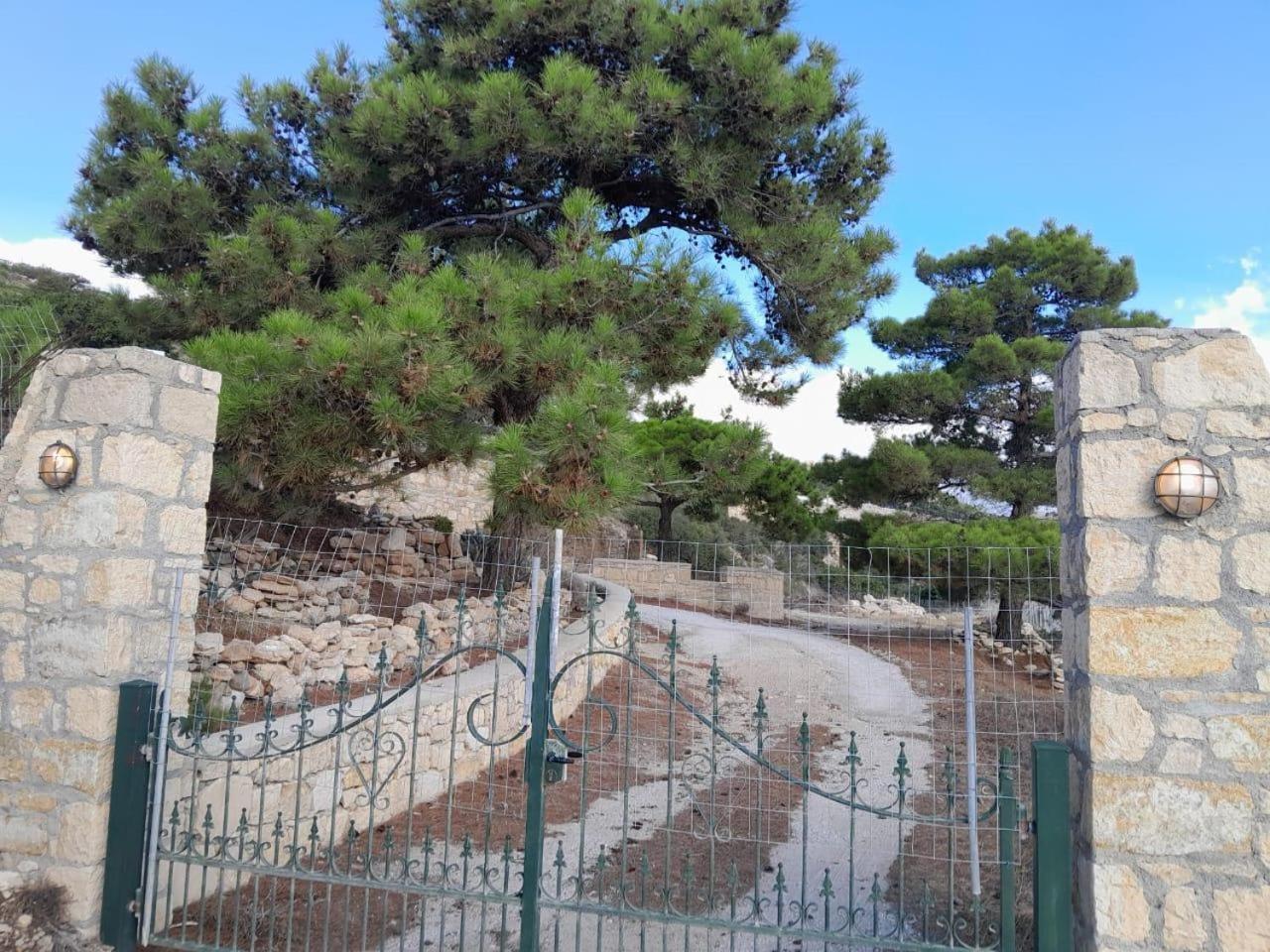 Tranquil Villa With Sea View In Ammopi Karpathos أموبي المظهر الخارجي الصورة